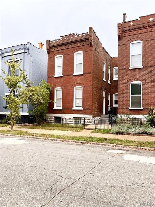2f-3318 Illinois Ave, Saint Louis, MO, 63118-3241 | Card Image