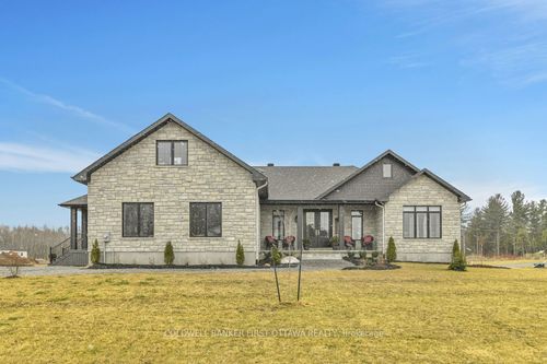 1684 Trizisky St, Mountain, ON, K0E1S0 | Card Image