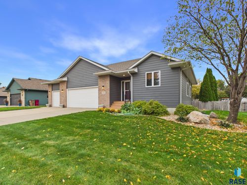 1701 S Paisley Ln Lane, Sioux Falls, SD, 57106 | Card Image