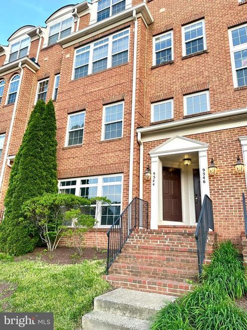 9544 Walker Way, MANASSAS PARK, VA, 20111-3086 | Card Image