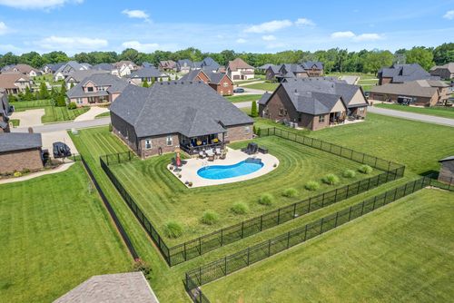 2984 Hartley Dr, Clarksville, TN, 37043-1633 | Card Image