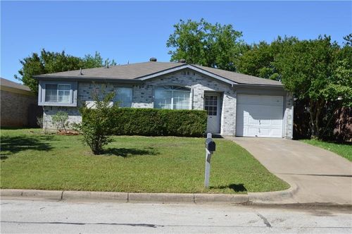 240 Stallion Dr, Keller, TX, 76248-3124 | Card Image