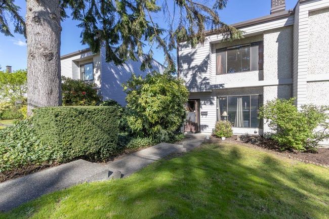3348 Vincent Street, Townhouse with 3 bedrooms, 1 bathrooms and 2 parking in Port Coquitlam BC | Image 5