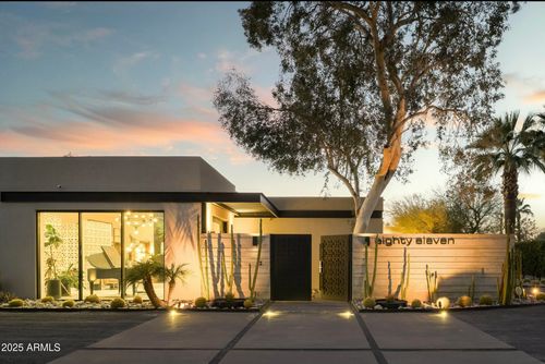 8011 E Larkspur Dr, Scottsdale, AZ, 85260-5239 | Card Image