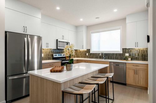 215 Keystone Creek Drive Ne, Calgary, AB, T3P2V1 | Card Image