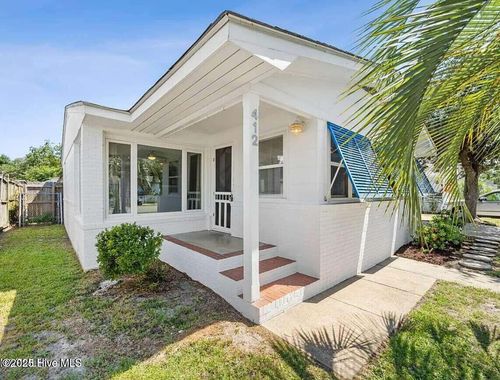 412 Raleigh Ave, Carolina Beach, NC, 28428-4907 | Card Image
