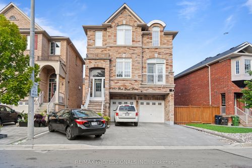bsmt-161 Bob Yuill Dr, Toronto, ON, M9M0B1 | Card Image
