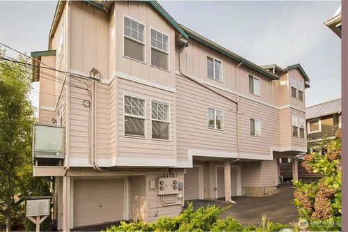 104-1920 E Union St, Seattle, WA, 98122-2898 | Card Image