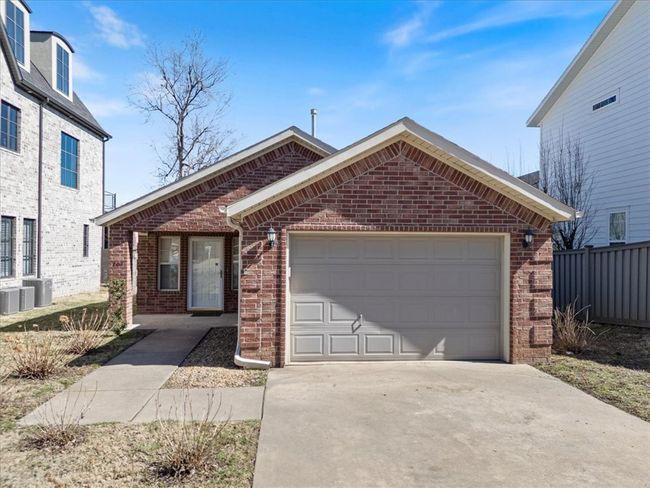 207 Sw D St, House other with 3 bedrooms, 2 bathrooms and null parking in Bentonville AR | Image 25