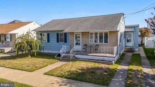 107 E Hollywood Ave, WILDWOOD, NJ, 08260-3521 | Card Image