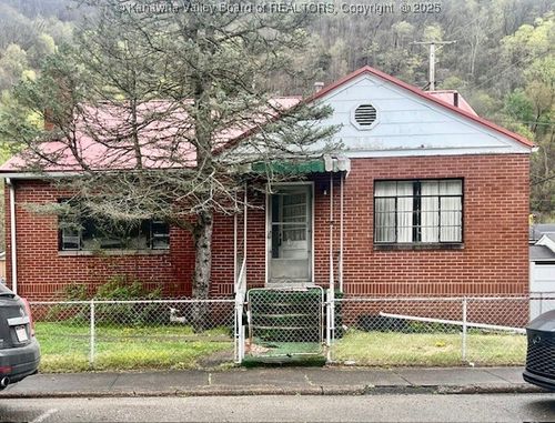 161 Kanawha Ave, Smithers, WV, 25186 | Card Image