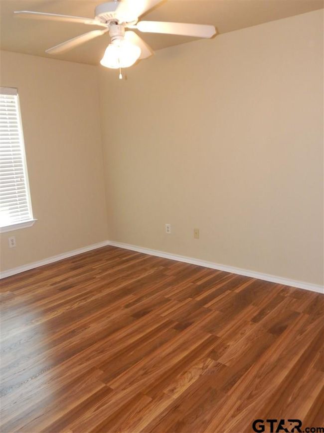 5637 Mustang Trl, House other with 3 bedrooms, 2 bathrooms and null parking in Tyler TX | Image 19