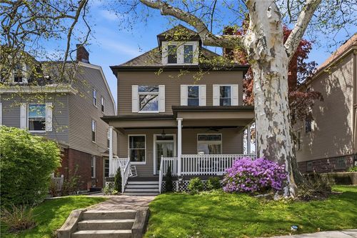 443 Forest Ave, Pittsburgh, PA, 15202-3201 | Card Image