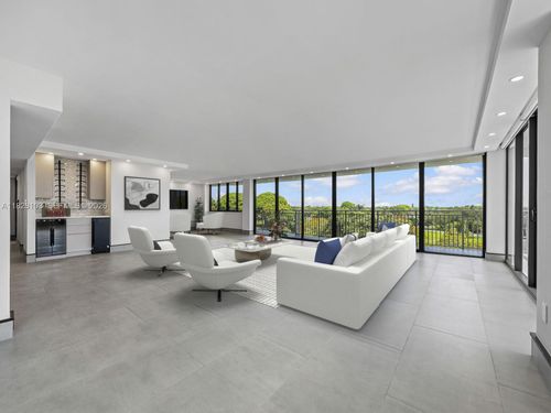 5-700 Coral Way, Coral Gables, FL, 33134-4868 | Card Image