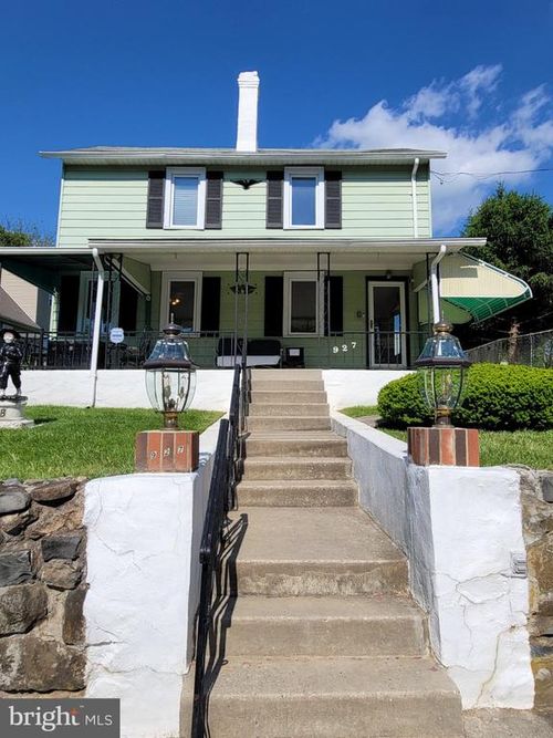 927 Mount Pleasant Ave, WAYNE, PA, 19087-2712 | Card Image