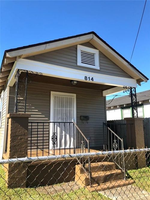 814 Fried St, Gretna, LA, 70053-5452 | Card Image