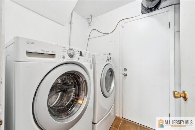 4 Barkley Ct, House other with 4 bedrooms, 3 bathrooms and null parking in MONMOUTH JUNCTION NJ | Image 32