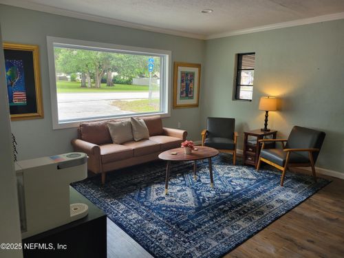 673 3rd Ave, Welaka, FL, 32193-3401 | Card Image