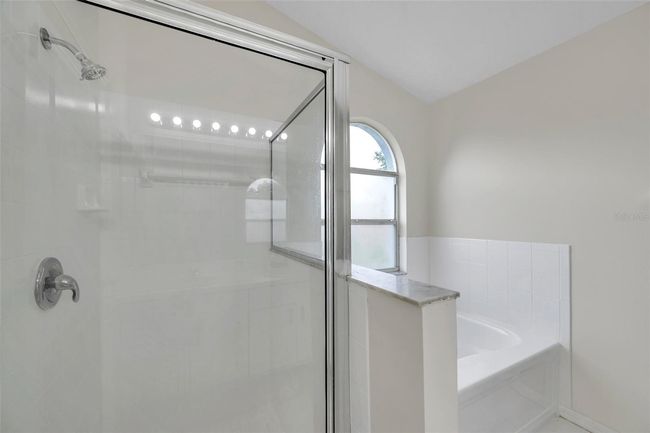 243 Chardonnay Pl, House other with 3 bedrooms, 2 bathrooms and null parking in VALRICO FL | Image 27