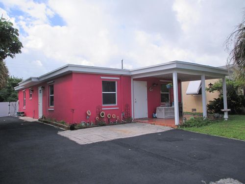 626 Minnesota St, Lantana, FL, 33462-2765 | Card Image