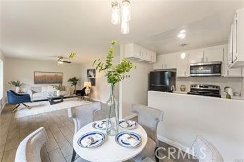 403-5530 Ackerfield Ave, Long Beach, CA, 90805-4956 | Card Image