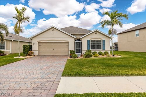 3447 Manati Ct, CAPE CORAL, FL, 33909-5389 | Card Image