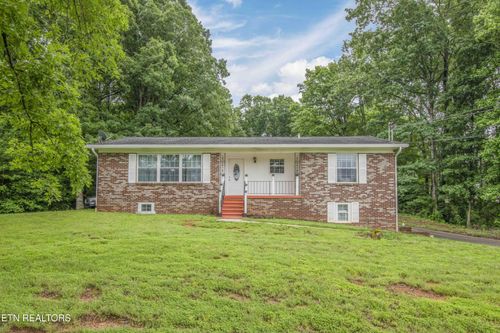 3571 Town Creek Rd E, Lenoir City, TN, 37772-5623 | Card Image