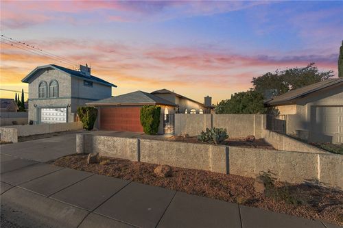 1707 Motor Ave, Kingman, AZ, 86401-4056 | Card Image