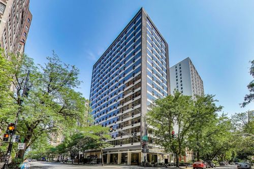 14e-360 W Wellington Ave, Chicago, IL, 60657-5678 | Card Image