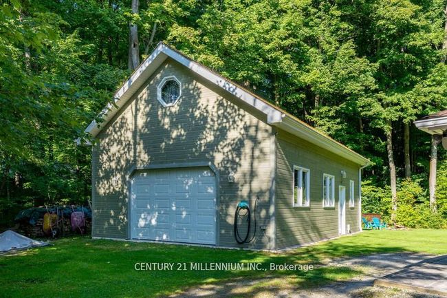 1264 Olde Base Line Rd, House other with 3 bedrooms, 2 bathrooms and 10 parking in Terra Cotta ON | Image 33