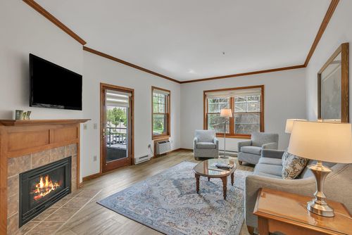 101 Osthoff Ave, Elkhart Lake, WI, 53020-1976 | Card Image