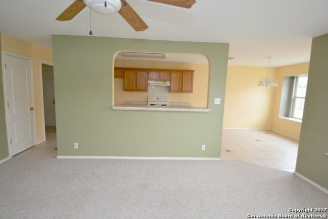 34 Drizzle Run, House other with 4 bedrooms, 3 bathrooms and null parking in San Antonio TX | Image 5