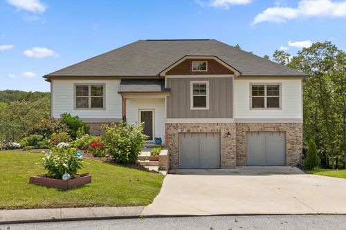 7109 Klingler Ln, Ooltewah, TN, 37363-5576 | Card Image