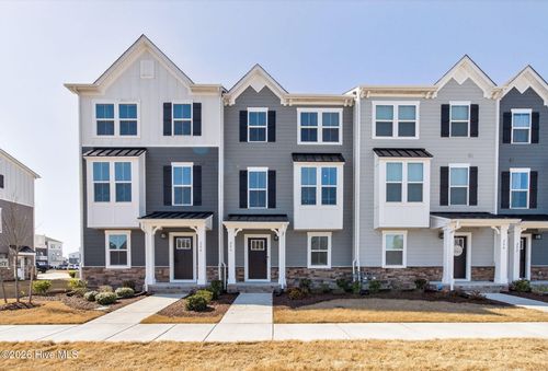 206 Lydia St, Moyock, NC, 27958-7027 | Card Image