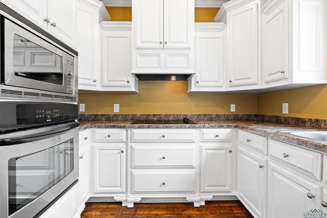 411 W Austin St, House other with 3 bedrooms, 2 bathrooms and null parking in Jefferson TX | Image 12