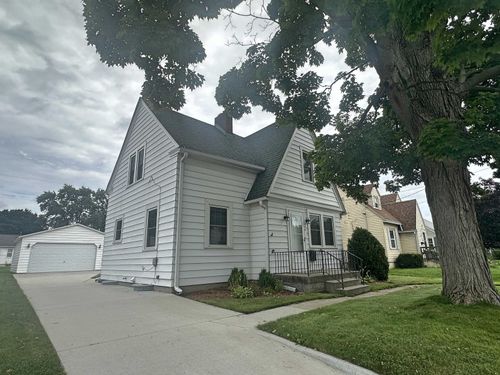 1418 Linden Ave, Janesville, WI, 53548-2831 | Card Image