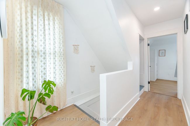 86 Glasgow St, House other with 4 bedrooms, 3 bathrooms and 4 parking in Kitchener ON | Image 22
