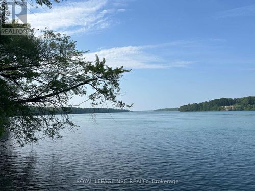 ES Niagara River Pky Es Parkway, Niagara-on-the-Lake (River), ON, L0S1J0 | Card Image