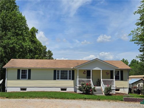 12460 Kings Hwy, DRAKES BRANCH, VA, 23937-2638 | Card Image