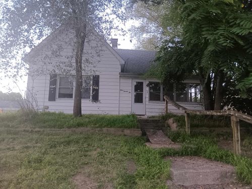 422 W Turner St, Bloomfield, IN, 47424-1140 | Card Image
