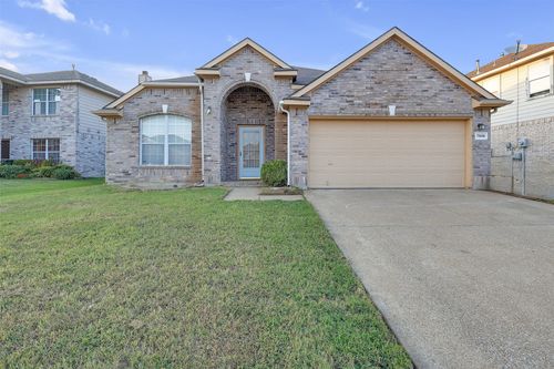 7506 Tin Cup Dr, Arlington, TX, 76001-5924 | Card Image