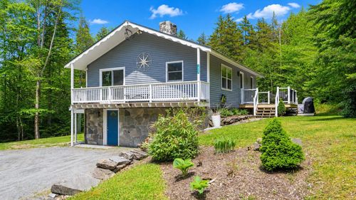 1043 Town Farm Rd, Ludlow, VT, 05149-9555 | Card Image