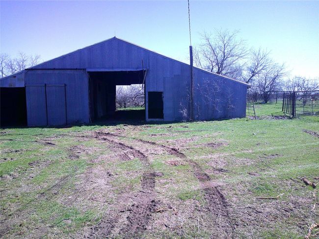 Tr 2 Cr 1750, Home with 0 bedrooms, 0 bathrooms and null parking in Chico TX | Image 4