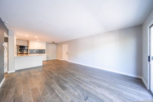 apt-237j-8038 Broadway, San Antonio, TX, 78209-8008 | Card Image