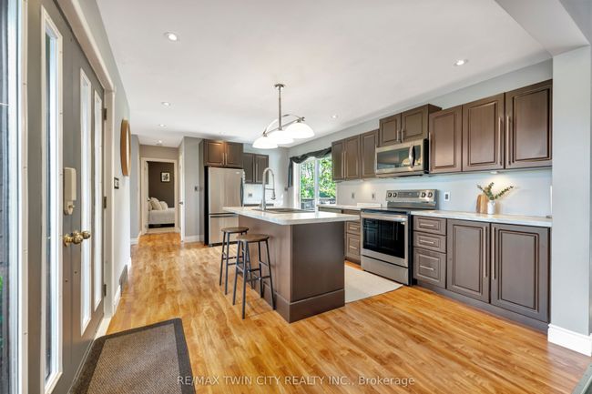 1026 2 Nd Concession Rd St, House other with 3 bedrooms, 3 bathrooms and 10 parking in Delhi ON | Image 11