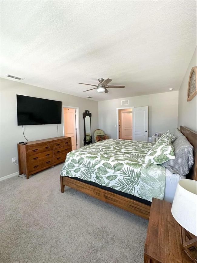 Primary Bedroom | Image 16