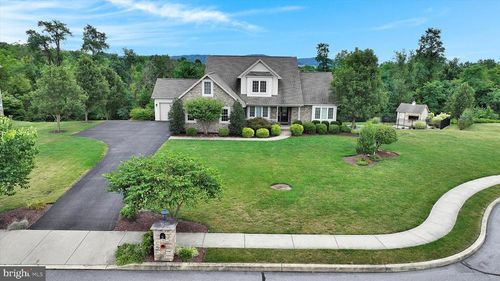 5 Harvey Cir, Hummelstown, PA, 17036-7834 | Card Image