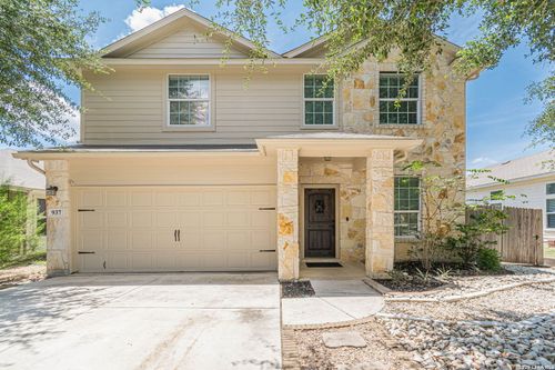 937 Lauren St, New Braunfels, TX, 78130-3476 | Card Image