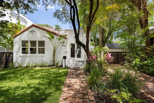 2478 Inagua Ave, Coconut Grove, FL, 33133-3969 | Card Image