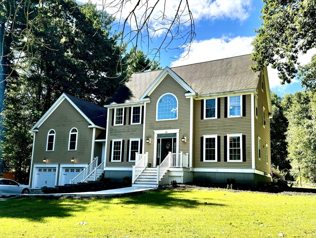 Main St, Douglas, MA 01516